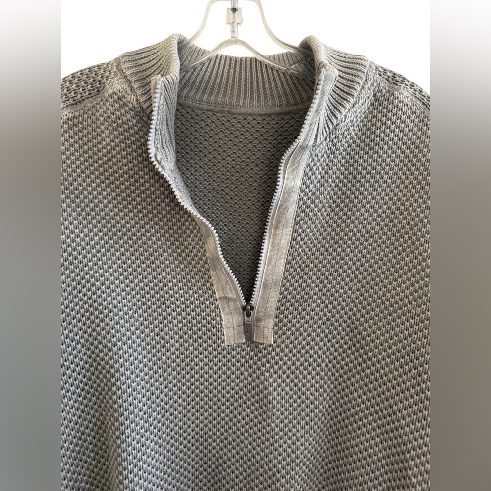 Gray Textured Sweater - Picture 5 of 6